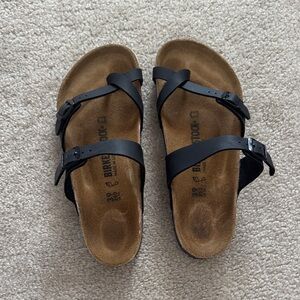 Mayari Biko-Flor Black Birkenstocks